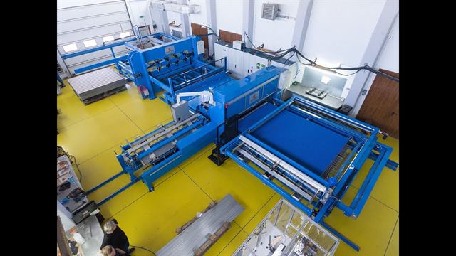 Багатоточкова інверторна машина для зварювання панелей огорожі 2D і 3D